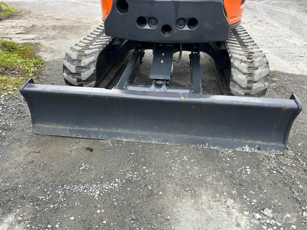 Hitachi ZX 38 U-6 Minigrävare < 7t