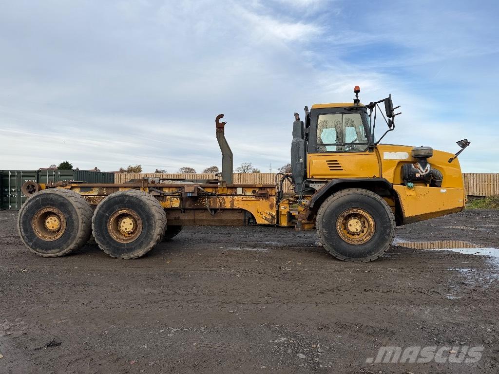 Bell B 25 D Midjestyrd dumper