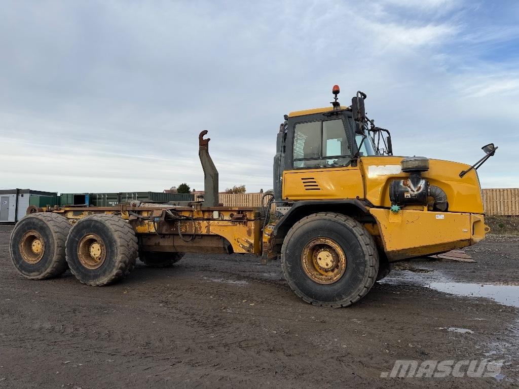 Bell B 25 D Midjestyrd dumper