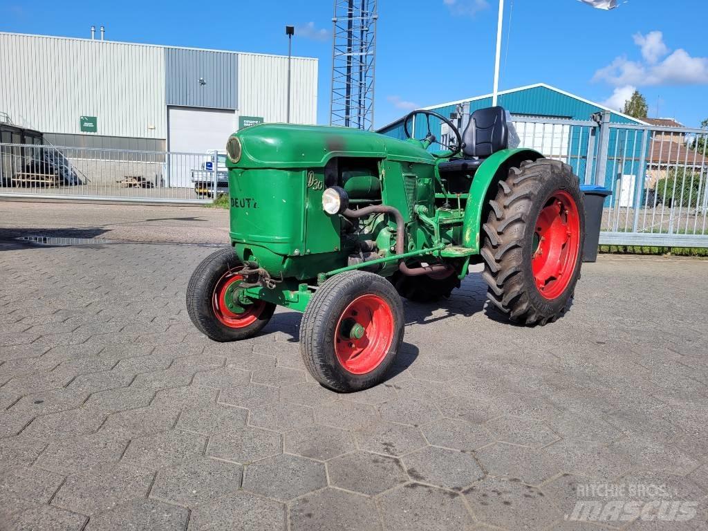 Deutz D30 Traktorer