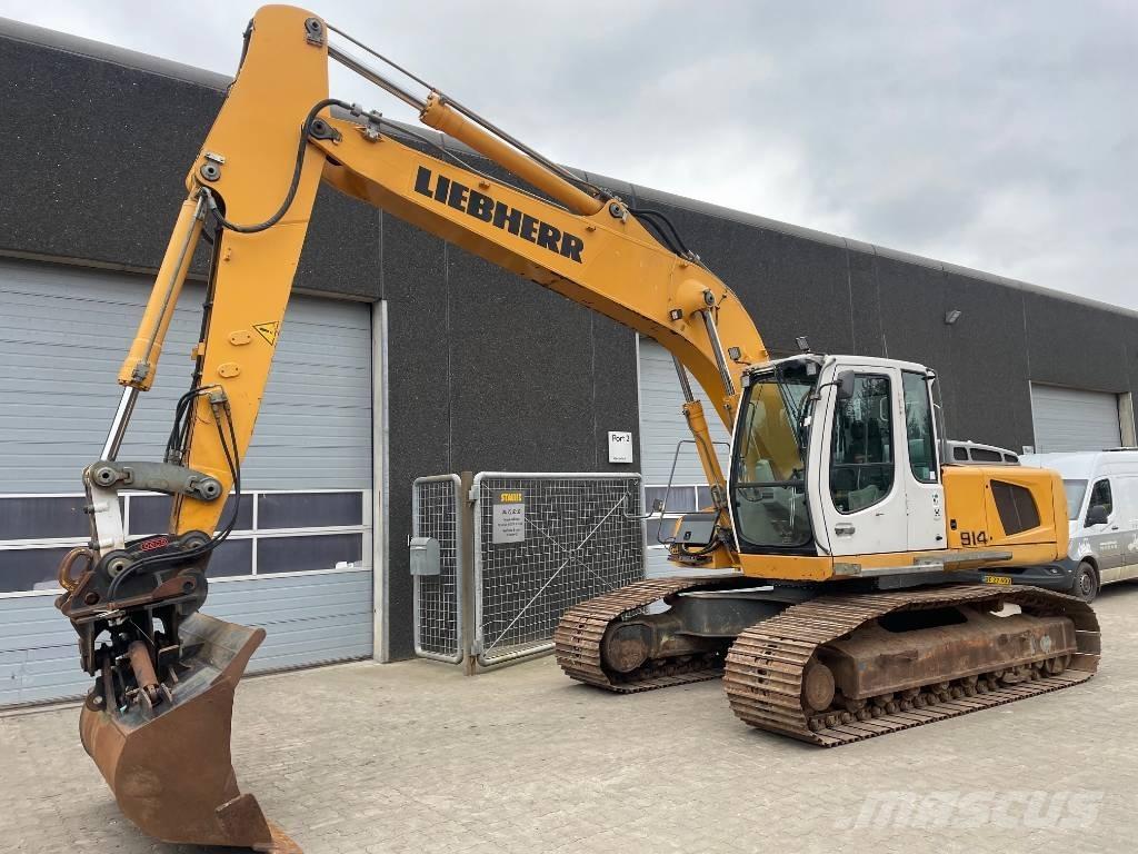 Liebherr R914 Bandgrävare