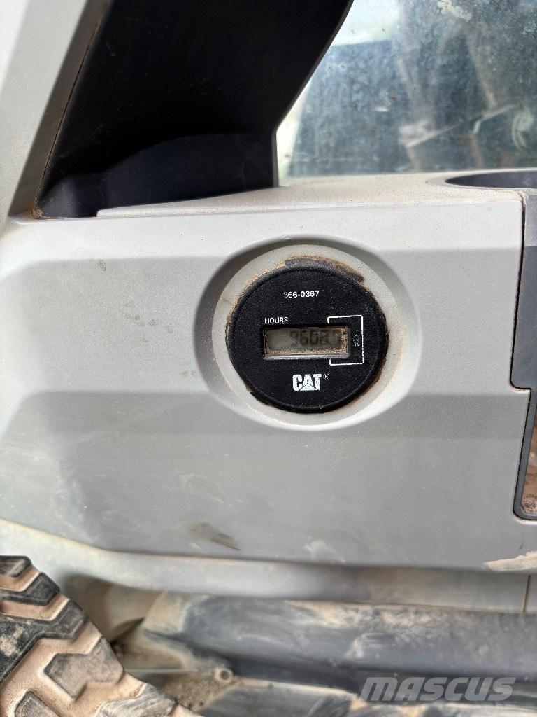 CAT 320 EL RR Bandgrävare