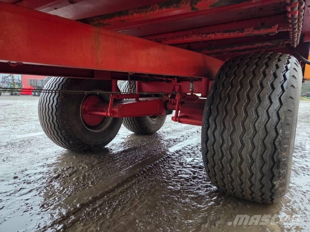 Möre N-218/P Fast- och kletgödselspridare