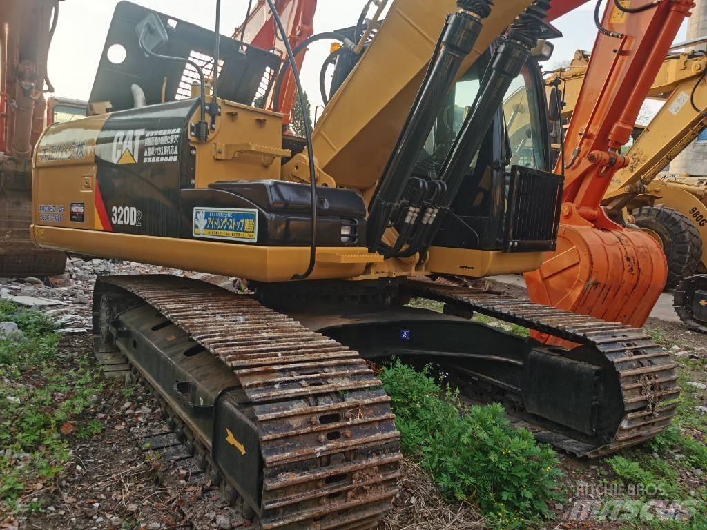 CAT 320 D2 Bandgrävare