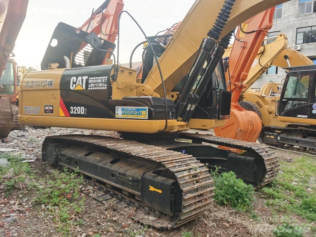 CAT 320 D2 Bandgrävare