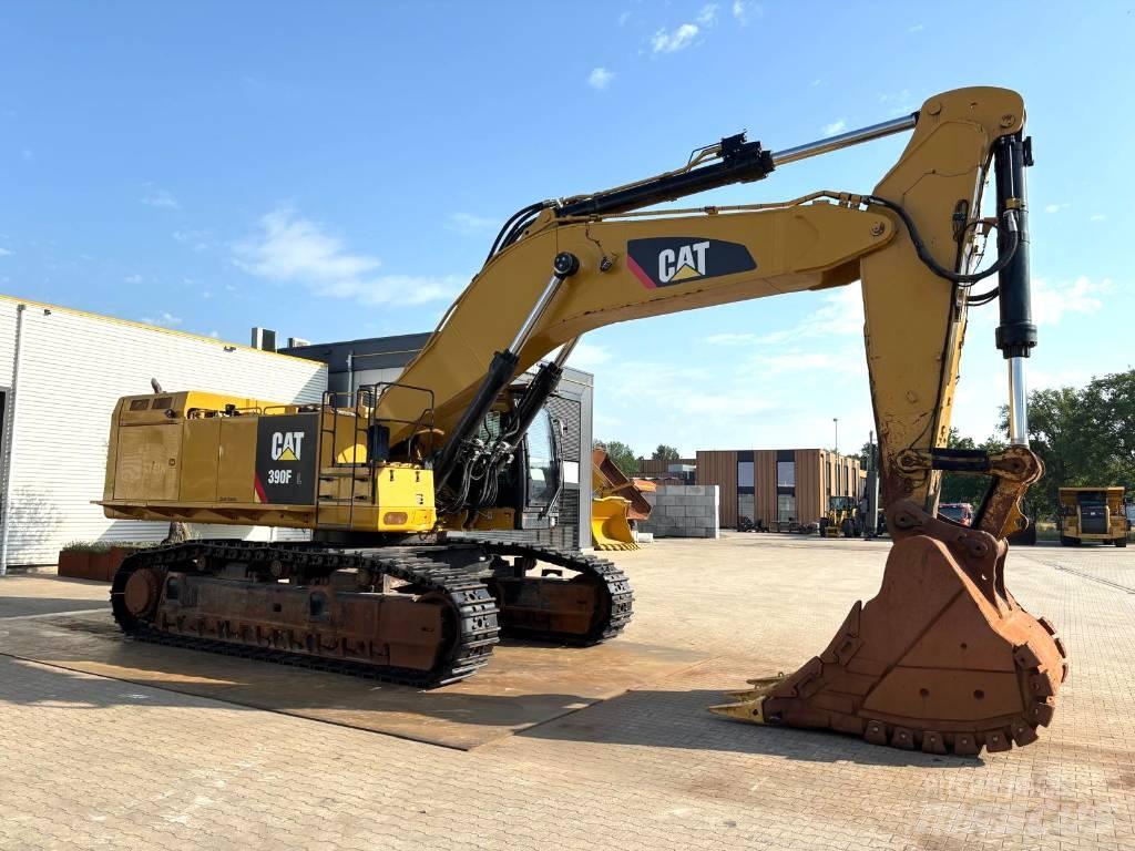 CAT 390 F L Bandgrävare