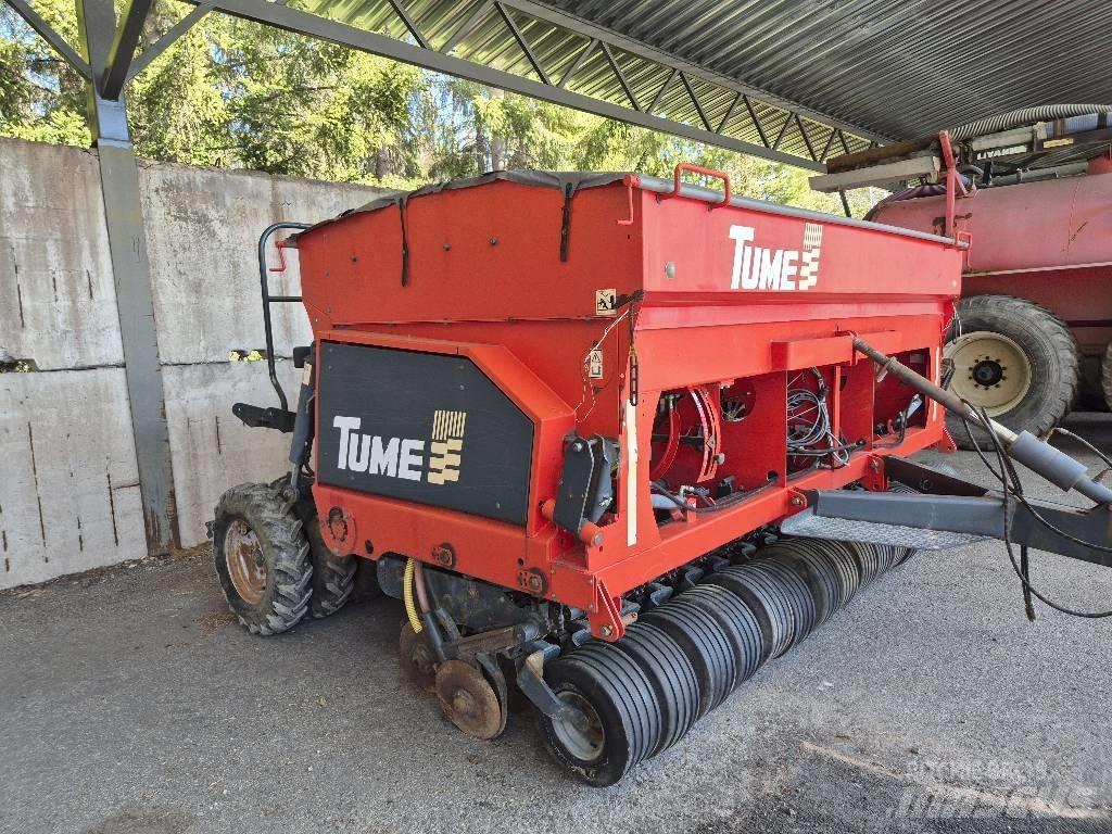 Tume Nova Combi 4000 Flytgödselspridare