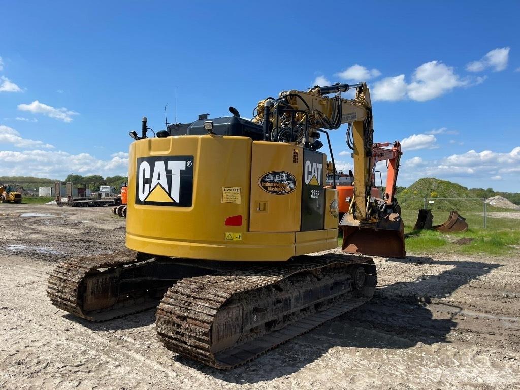 CAT 325 F Bandgrävare