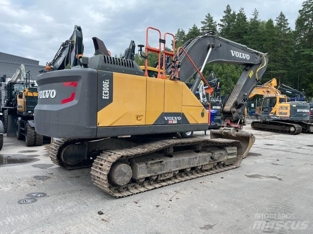 Volvo EC 300 EL Bandgrävare