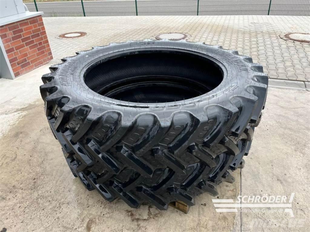 BKT 2X 420/80 R46 Däck, hjul och fälgar