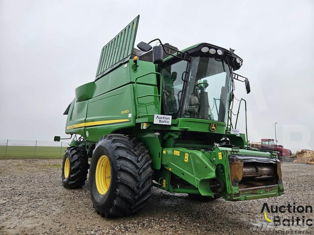 John Deere S 690 i Skördetröskor