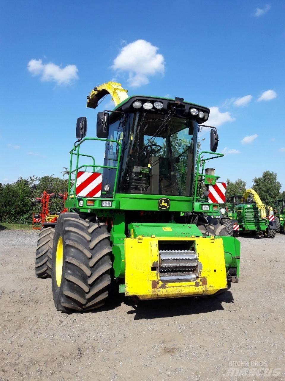 John Deere 7350 Självgående fälthackar