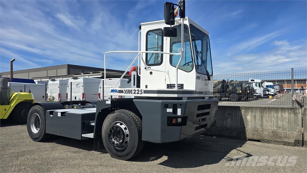 MOL YM225 Terminaltraktorer