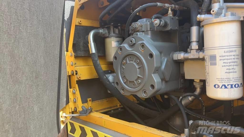 Volvo EC 480 Bandgrävare
