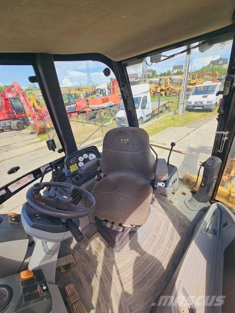 CAT 428 E Grävlastare