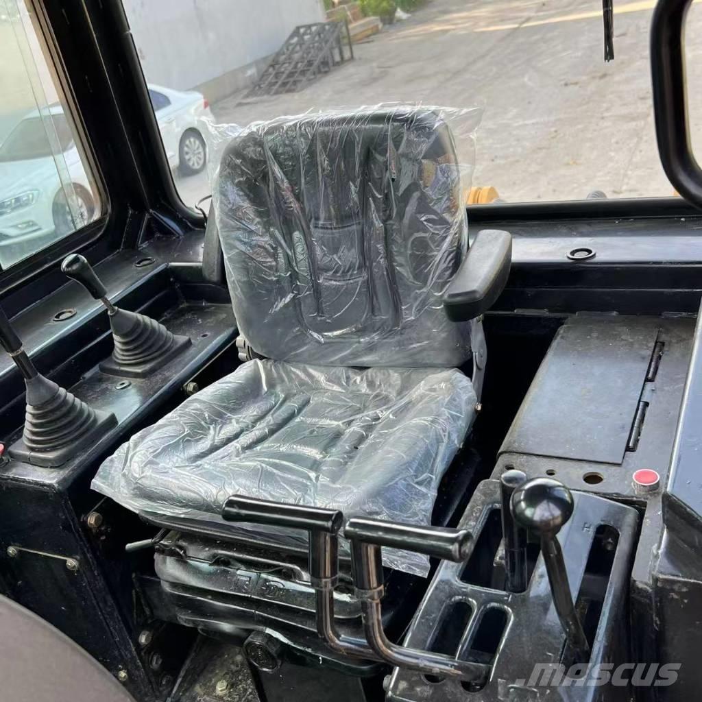 CAT D 7 G Väghyvlar