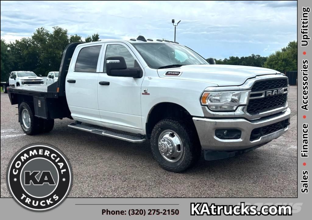 RAM 3500 TRADESMAN Flakbilar