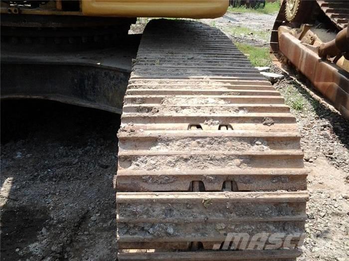 CAT 330 B Bandgrävare
