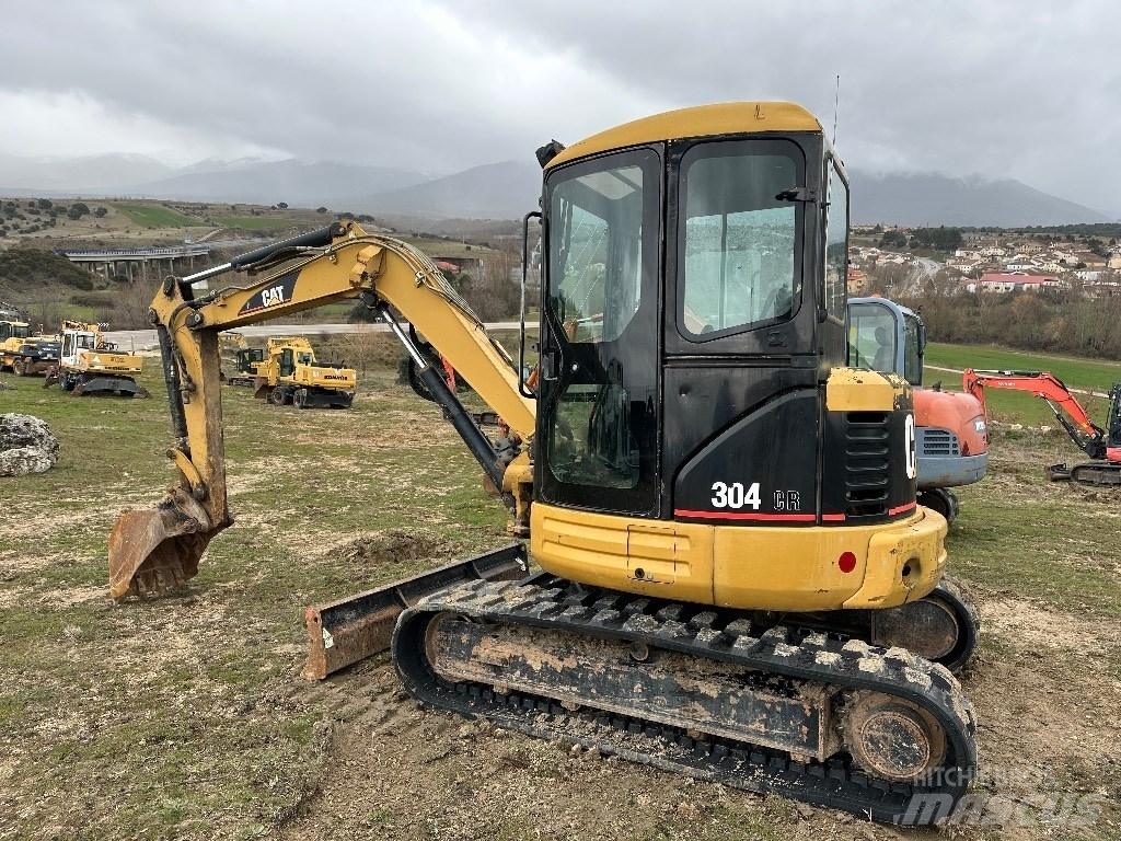 CAT 304 CR Minigrävare < 7t
