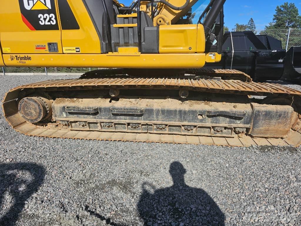 CAT 323 Bandgrävare