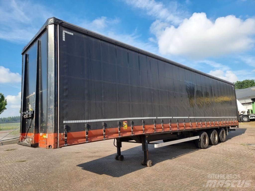 Van Hool SAF Kapelltrailer
