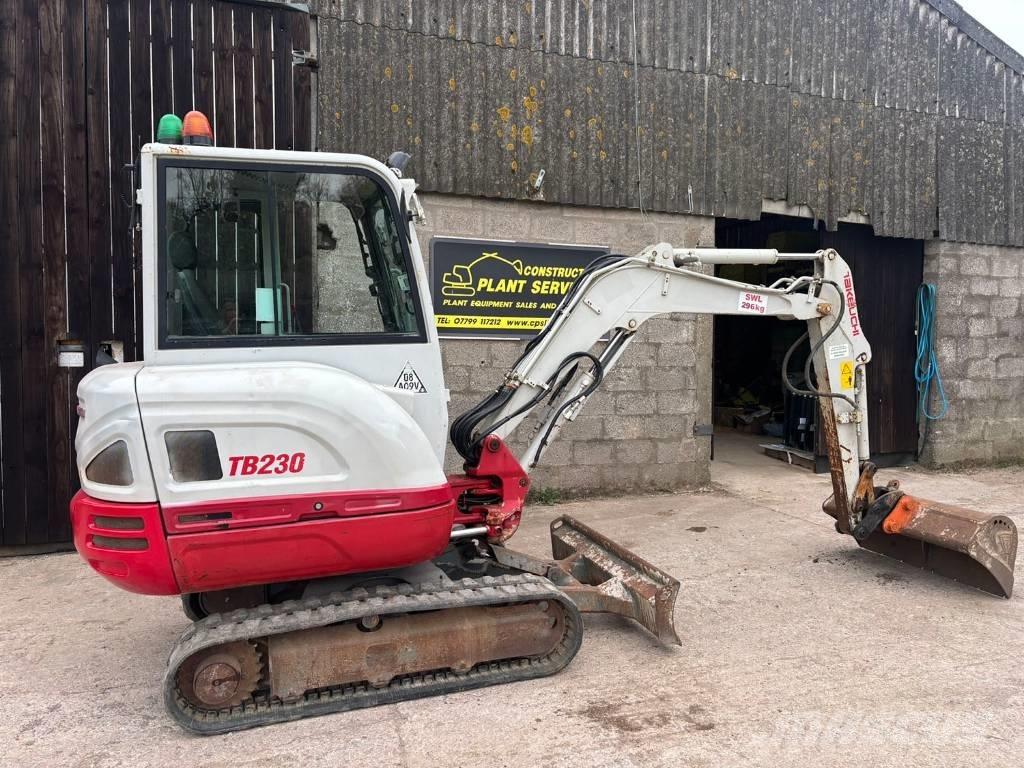 Takeuchi TB 230 Minigrävare < 7t