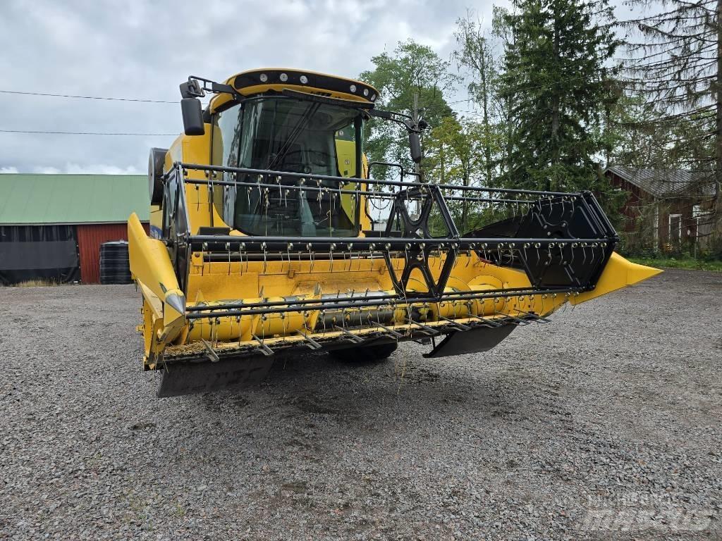 New Holland TC 4.90 Skördetröskor