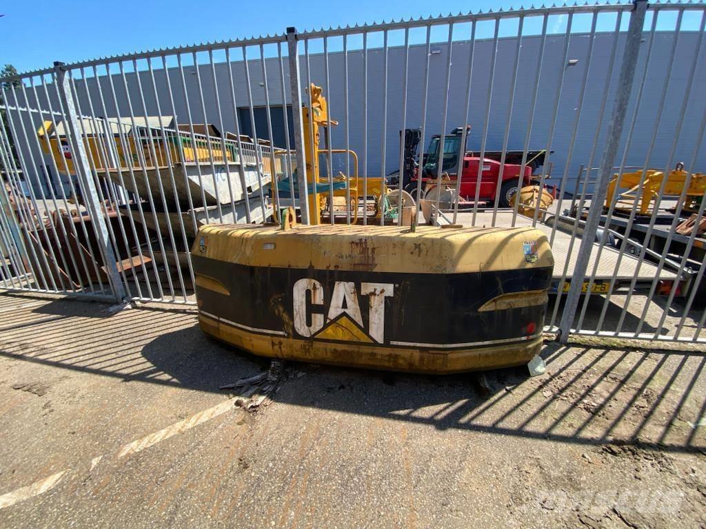 CAT 320, 320B, 320BL Chassi och upphängning