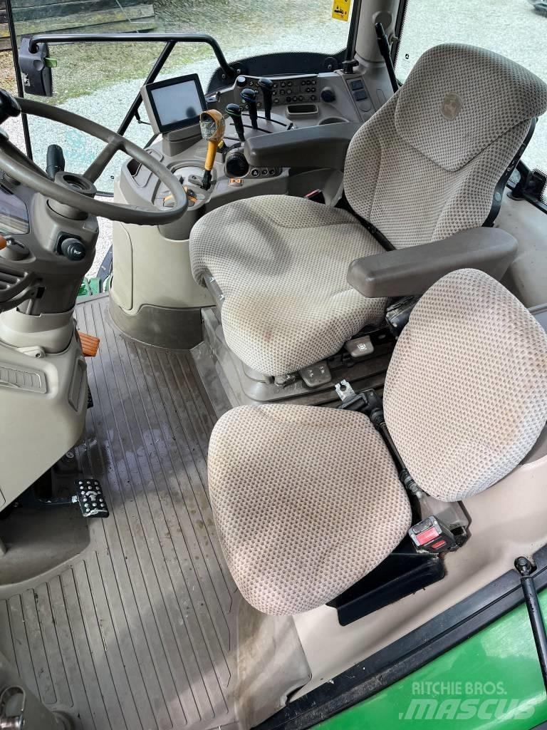 John Deere 6120 R Traktorer