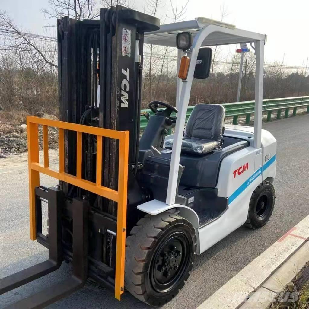 TCM FD 30 Dieselmotviktstruckar