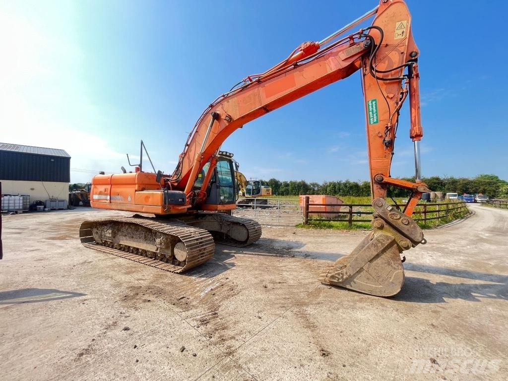 Doosan DX225 Hjulgrävare