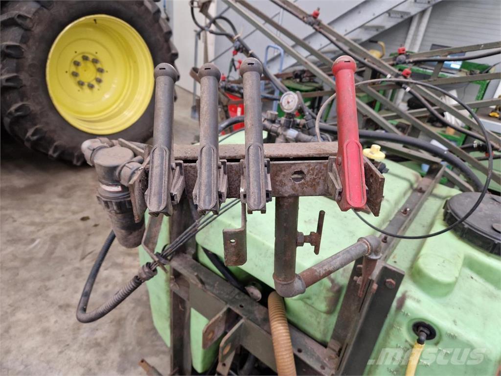 Tecnoma 800 Liter Dragna sprutor