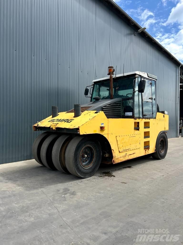 Bomag BW24R Pneumatiska Hjulvältar