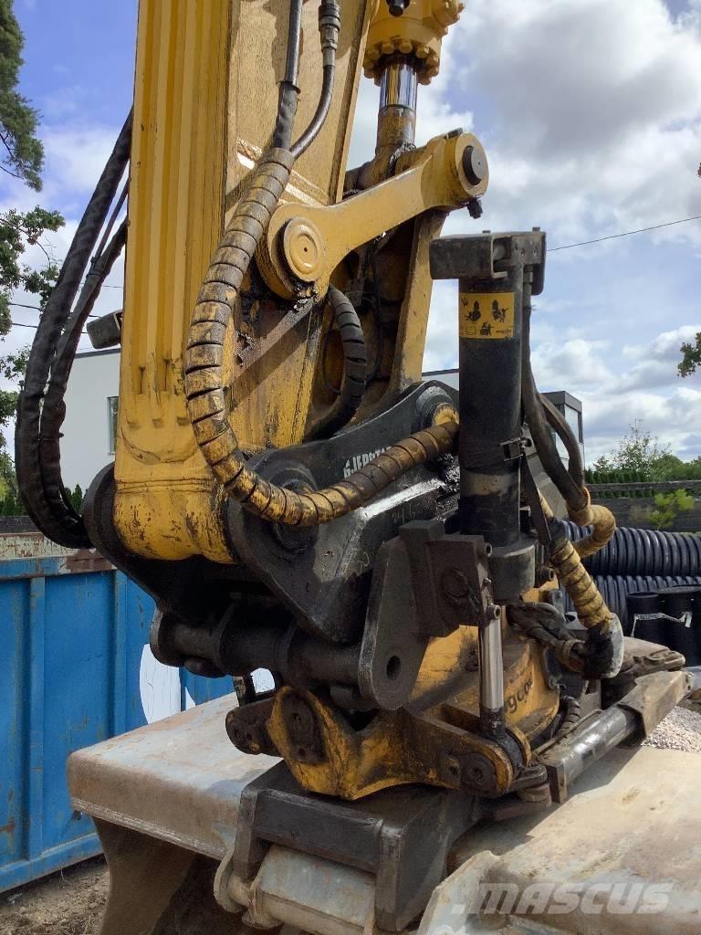 Komatsu PC 240 LC-10 Bandgrävare