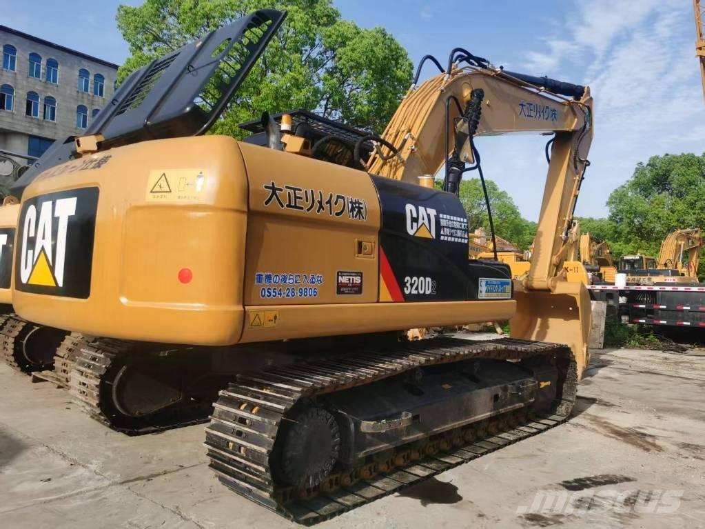 CAT 320d2 Bandgrävare