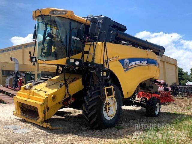 New Holland CX 5090 Skördetröskor