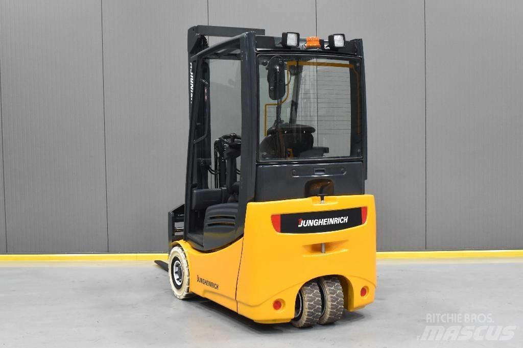 Jungheinrich EFG 215 Elmotviktstruckar