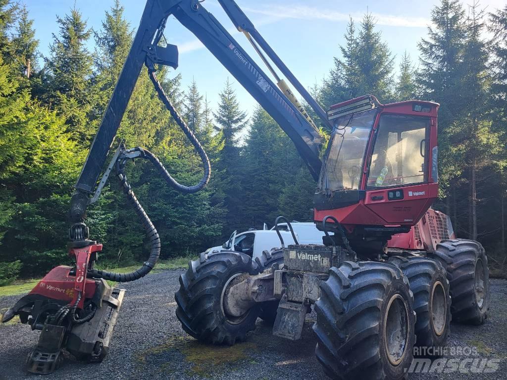 Komatsu 911.4 Skördare