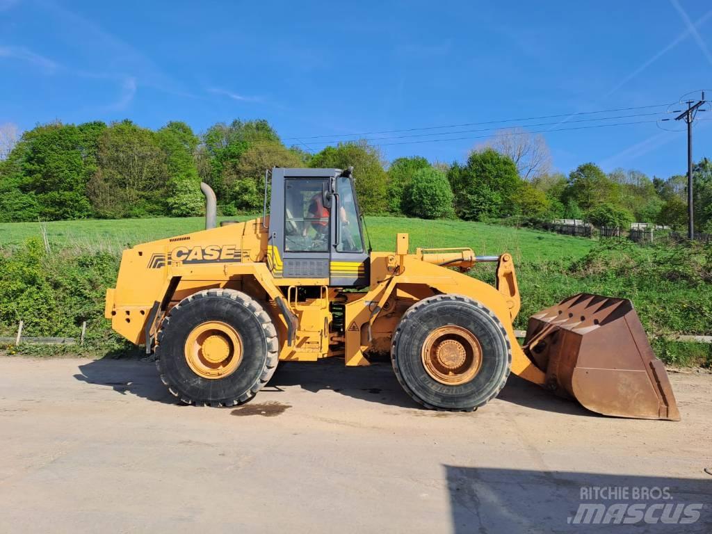 CASE 821 B Hjullastare