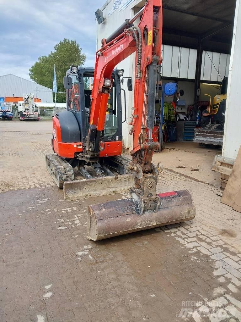 Kubota U 36-4 Minigrävare < 7t