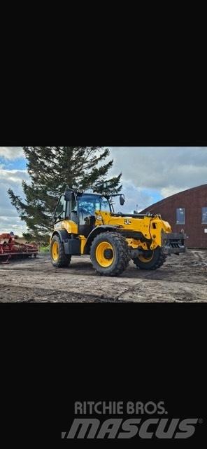 JCB TM 320 S Redskapsbärare för lantbruk