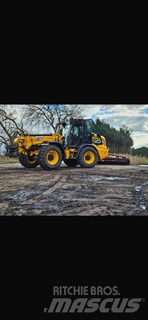 JCB TM 320 S Redskapsbärare för lantbruk