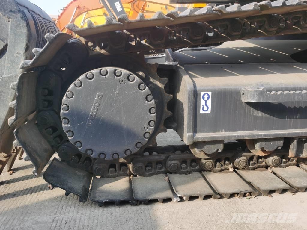 Volvo EC 250 D L Bandgrävare