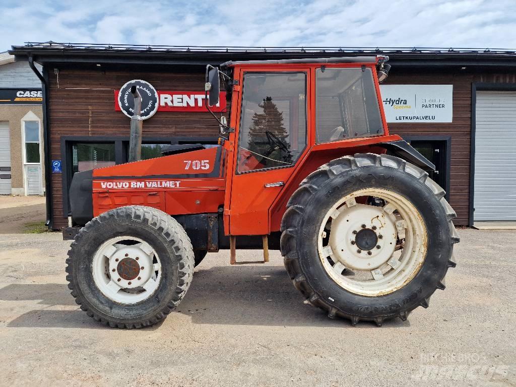 Valmet 705 Traktorer