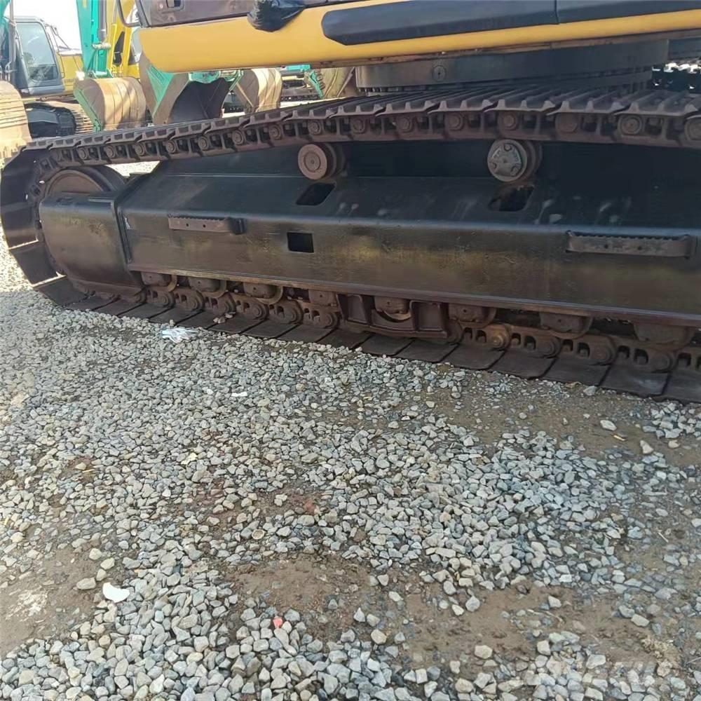 CAT 336D Bandgrävare