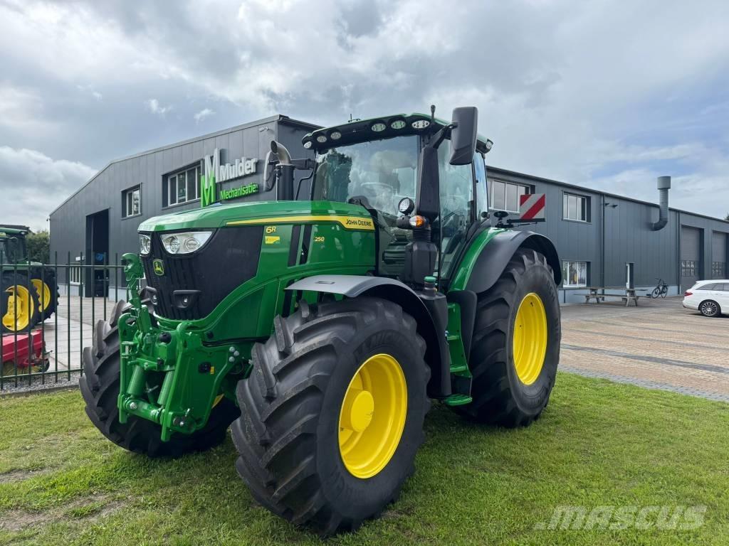 John Deere 6R 250 Traktorer