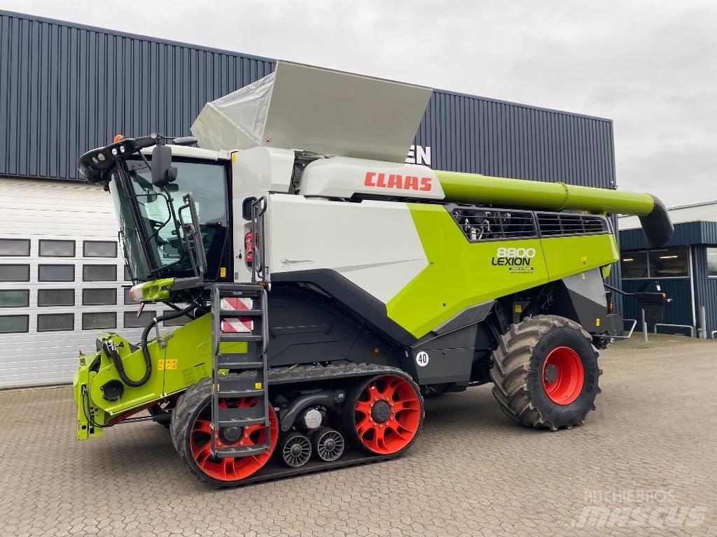 CLAAS Lexion 8800 TT Skördetröskor