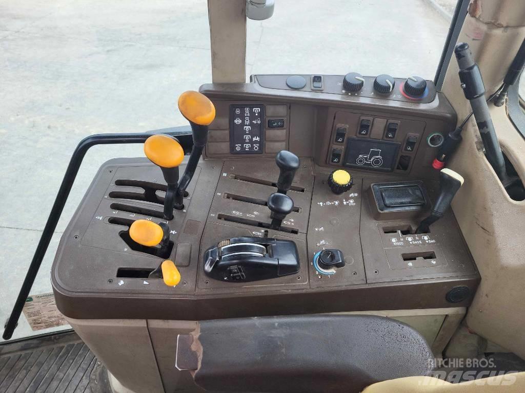 John Deere 6910 Traktorer