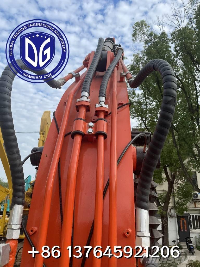 Doosan DX 225 LCA Bandgrävare