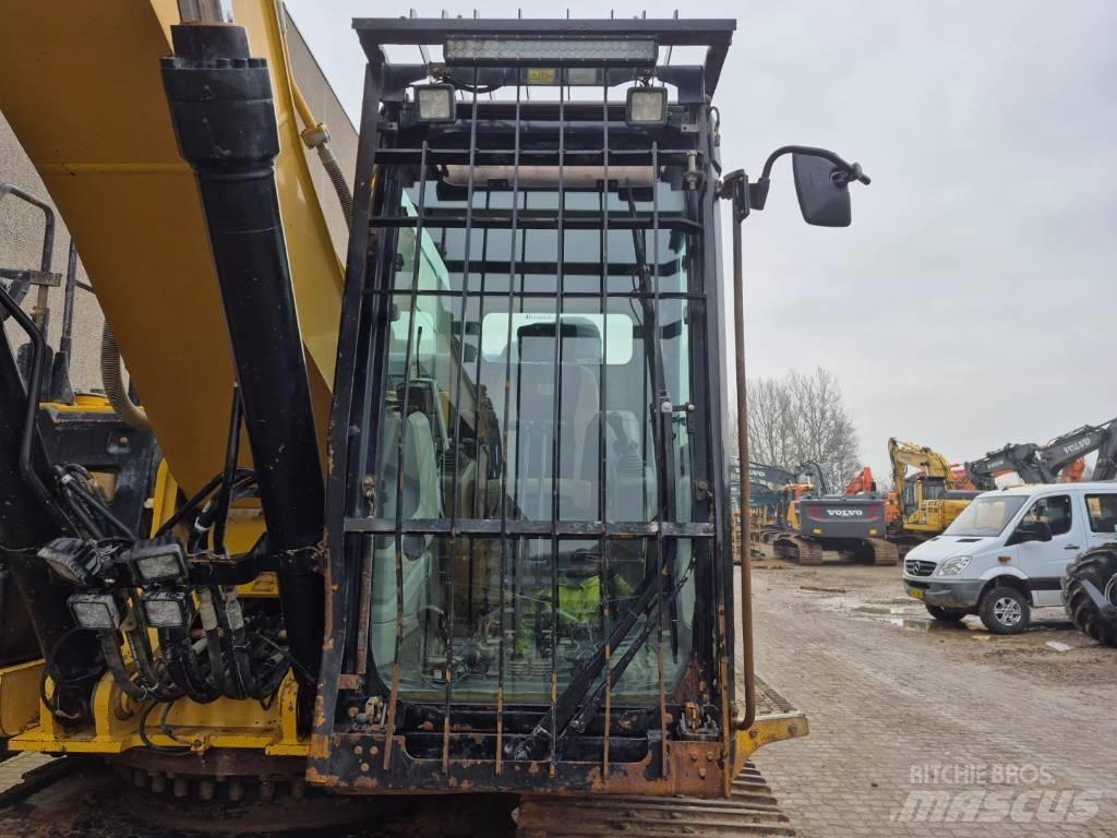 CAT 329E Bandgrävare
